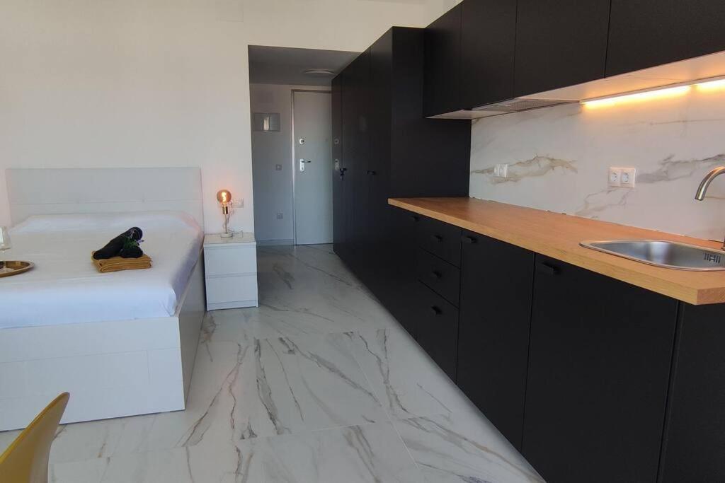 Chill Out Studio Jacuzzi & Sea Views Alicante Exteriör bild